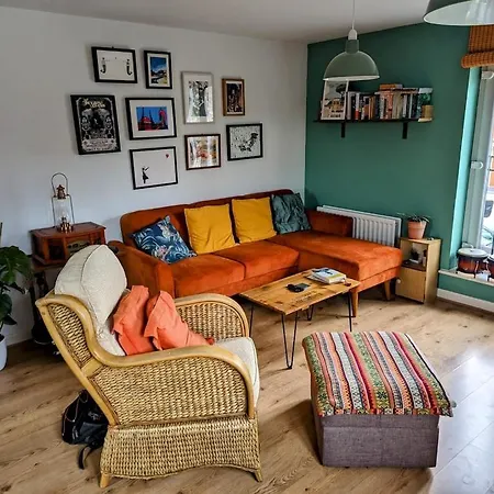 アパート New Lovely 2bed 2bath-parking-by Fabaccommodation *
