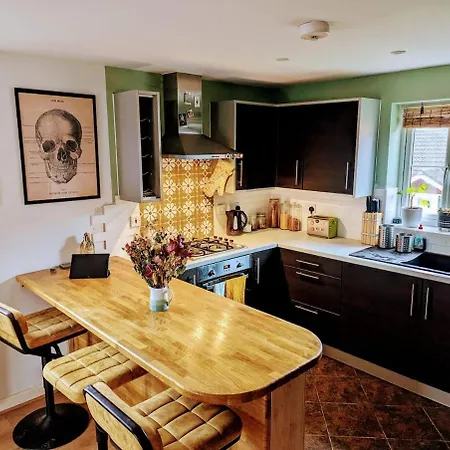 דירה New Lovely 2bed 2bath-parking-by Fabaccommodation