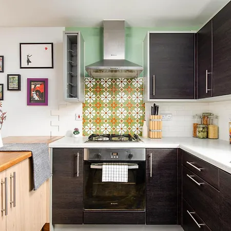 アパート New Lovely 2bed 2bath-parking-by Fabaccommodation