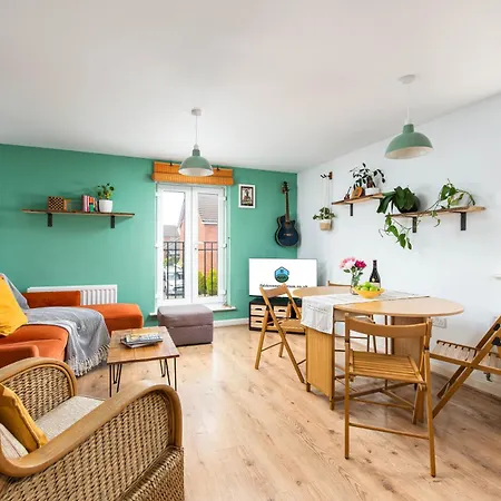 New Lovely 2bed 2bath-parking-by Fabaccommodation アパート *