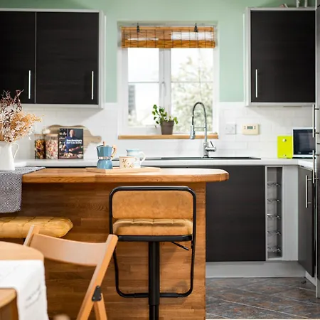 アパート New Lovely 2bed 2bath-parking-by Fabaccommodation *